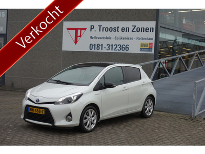 Toyota Yaris 1.5 Full Hybrid Dynamic AUTOMAAT/NAVIGATIE/CLIMA-AIRCO/PARKEERCAMERA/L.M.VELGEN/PANODAK/BLEUTOOTH.