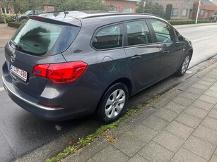 Opel Astra break benzine euro5 1.4 gekeurd voor verkoop