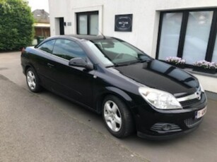 Opel Astra Twintop 1.6 benzine!