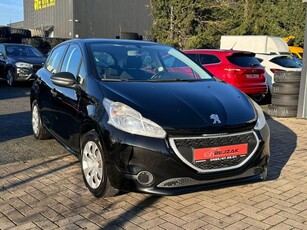 Peugeot 208 1.2i 2013 148.000km goede staat