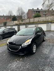 Peugeot 208 1.4 HDI 2013