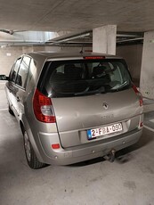 Renault Megane Scenic gekeurd voor verkoop