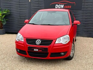 Volkswagen Polo 1.4 TDi BlueMotion DPF (bj 2007)