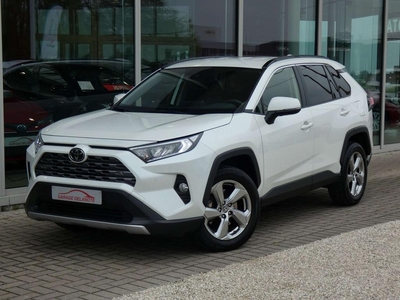 Toyota RAV4 AUTOMAAT Trekhaak 1500kg GPS Parkeercamera