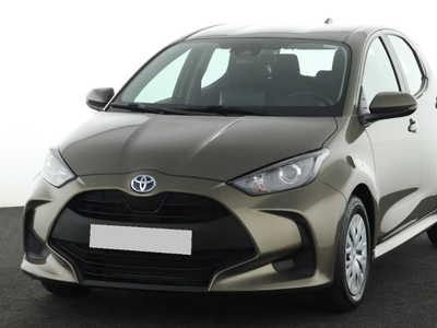 TOYOTA Yaris 1.5Hybrid CVT Dynamic 5-Doors