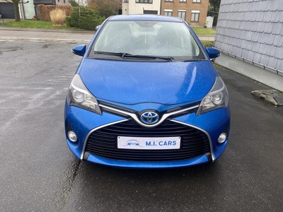 Toyota Yaris Comfort Hybrid (bj 2014, automaat)