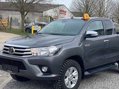 TOYOTA HILUX 2.4 D4D EXTRA-CAB 4X4 24.752 eur htva