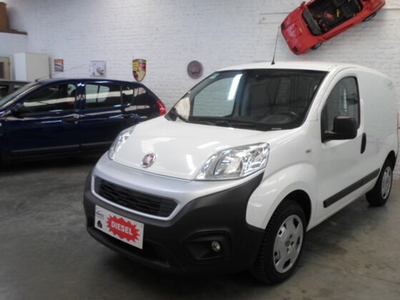 FIAT FIORINO 1.3 jtd UTILITAIRE / TVA DEDUCTIBLE/ GARANTIE 1 AN !