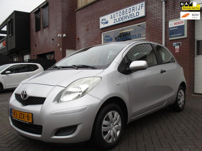 Toyota Yaris 1.0 VVTi Acces