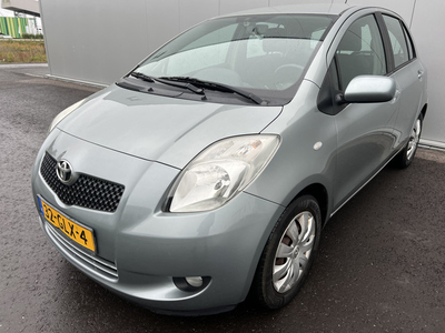 Toyota Yaris 1.3 VVTi Sol