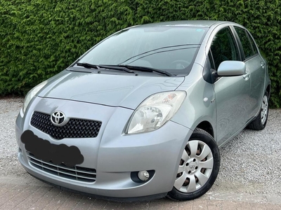 TOYOTA YARIS 1.4 turbo D4D TOMTOM AIRCO