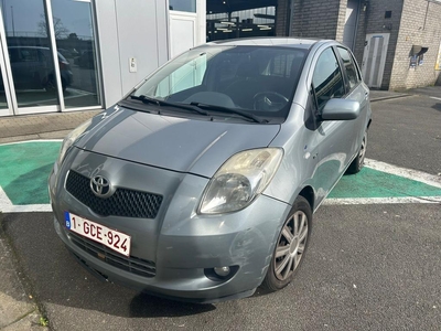 TOYOTA YARIS 1.4L DIESEL. EXPORT PRIJS 1950 EURO