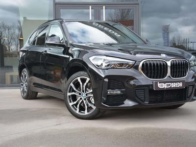 BMW X1 1.5iA xDrive25e M-Pack/Cam/Leder/LED/Pano/HUD/19