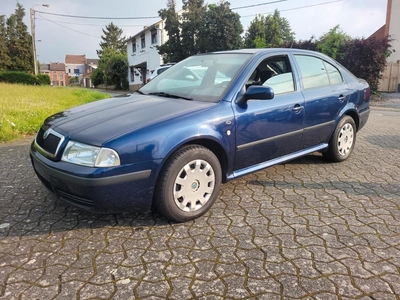 Skoda octavia Automatique 1.9tdi 2004 première propriété