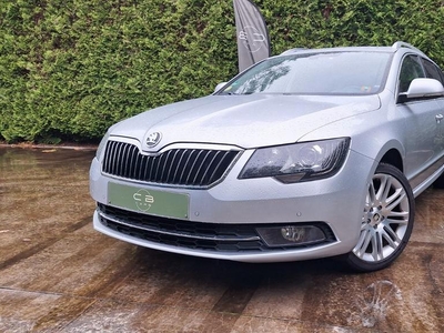 Skoda Superb 2.0tdi ***VERKOCHT ***