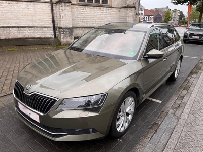 Skoda Superb Combi 2.0 TDI 150 pk Style + bordevol opties