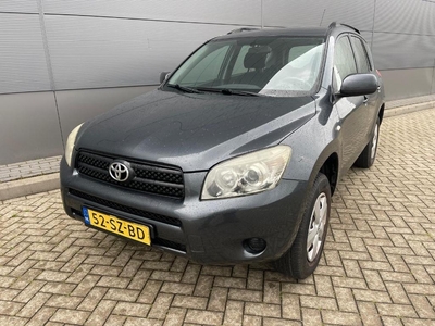 Toyota RAV4 2.0 VVTI Linea Terra