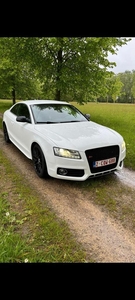 Audi a5. S5. 20,l 2011 177pk. 3,S,,line