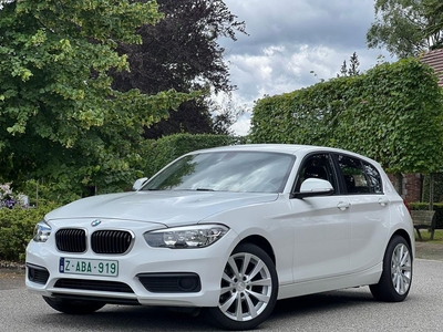 BMW 116i - 2016 - 96d km - Carplay/grote navi/sportstuur/ZV