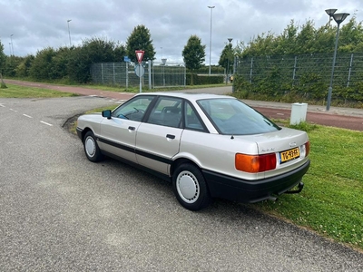 nieuwstaat Audi 80 automaat