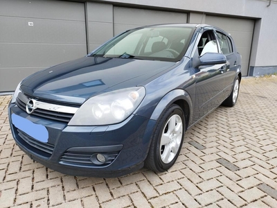 Opel Astra 2006 157.000km 1.7cdti airco jante ve vc carnet