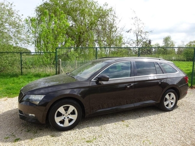 Skoda Superb Break 120PK Camera Trekhaak EU6 Topwagen nw 018