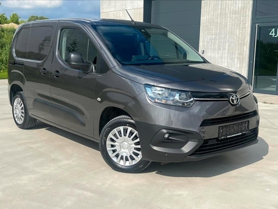 TOYOTA Proace City 1.5D - Euro 6d - Carplay - Navi - Camera