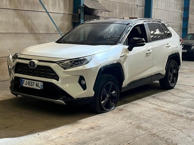 Toyota Rav4 hybrid accidenté