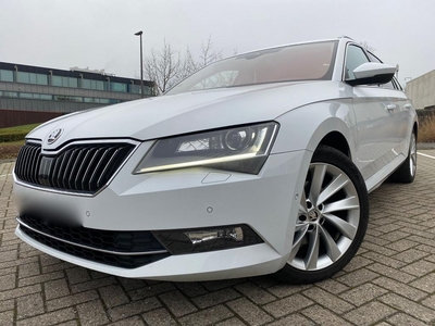 Skoda Superb 1.4 benzine Laurin&Klement-afwerking.