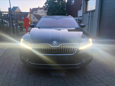 Skoda superb 2018 navi camera Euro6b