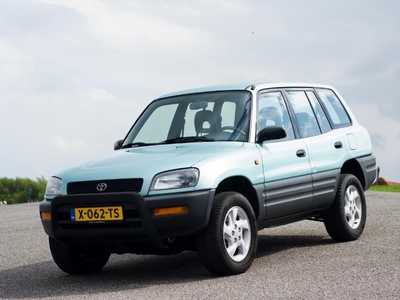 Toyota Rav4 FunCruiser 1996 Mintgroen/ 5-deurs stationwagon