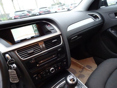 Audi A4 2.0TDi *VERKOCHT/VENDU* GPS PARKTRO CRUISE ZETELVE