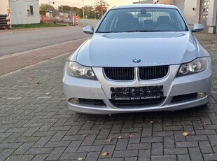 Bmw 320i 2.0 benzine jaar 2005 euro4