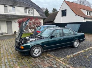 Bmw 730i V8 e32 oldtimer bouwjaar 94 oxford groen