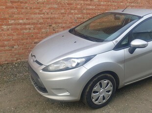 Ford Fiesta 1.4 automatische transmissie 131.000km