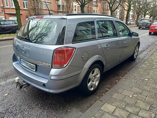 Opel Astra cdti break full attache remorque