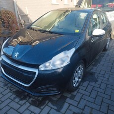 Peugeot 208 1.2 benzine