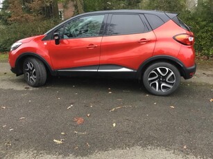 Renault Captur benzine 61000 km bouwjaar 2015