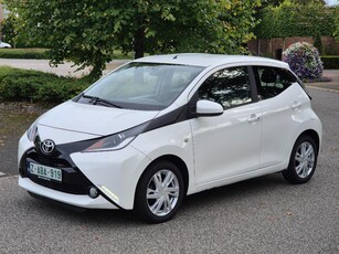 Toyota Aygo X - 1.0i euro - 2017 - 67dkm - Keyless/Camera/..