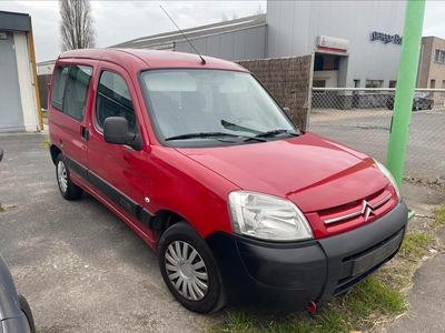 Citroen Berlingo / 2008 / BENZINE / 148 000km / 5 Zit