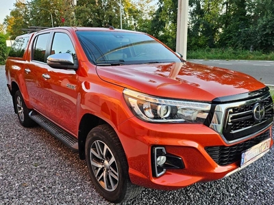 Toyota Hilux 2.4 Limited - Invincible