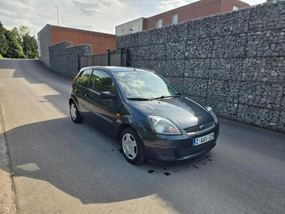 Ford Fiesta 1.3 Benzine Apple Android