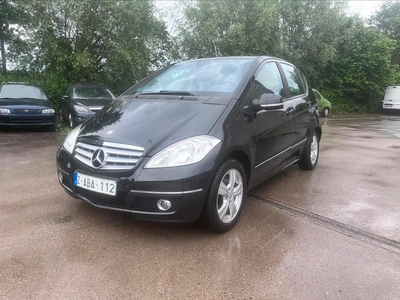 MERCEDES A160BENZINE EURO5 VAN 2011 MET LEDER NAVI