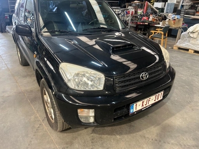 Rav4 a/c 4x4 203tkm nieuwe koppeling 3500€