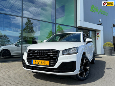 Audi Q2 30 TFSI S-line * Black Pack * Stoelverwarming * PDC