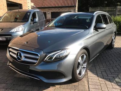 Mercedes E200d avantgarde/leder/widescreen/Apple CarPlay