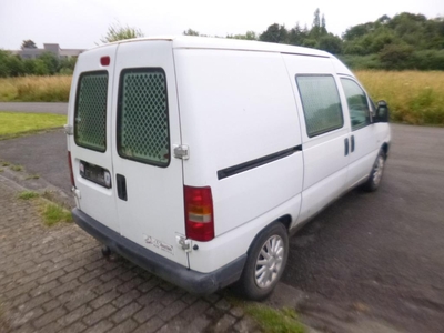 bien lire svp: peugeot expert de 2003 - 154.000km