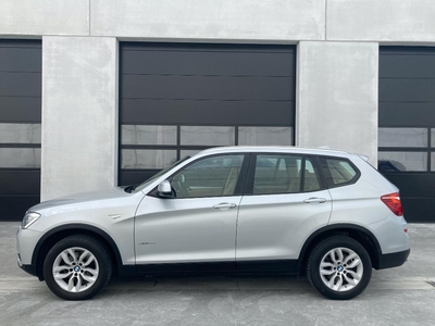 BMW X3 sDrive 18d/Leder/Xenon/Navi/PDC/...