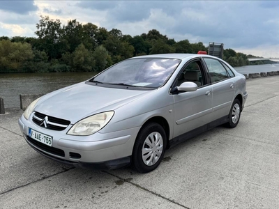 Citroen c5 - benzine - airco - Gekeurd !!