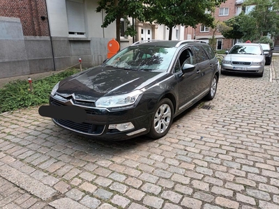 Citroen c5 tourer break 2012 1.6d met slechts 110.000km